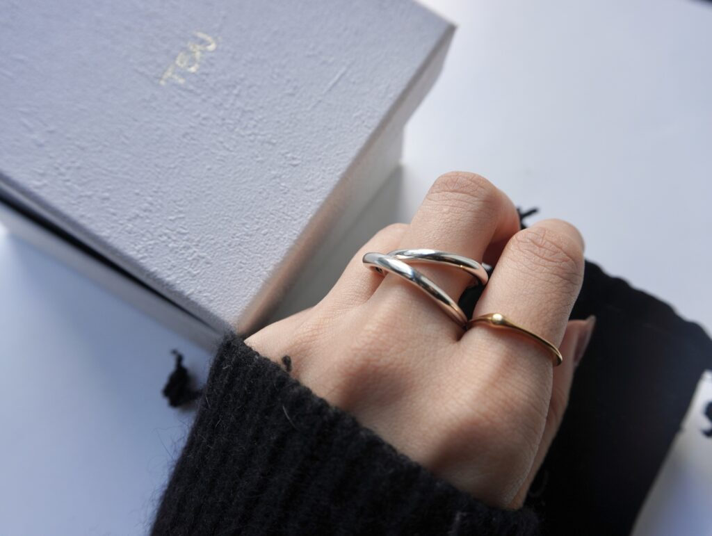 TEN. 立体リング シルバー925